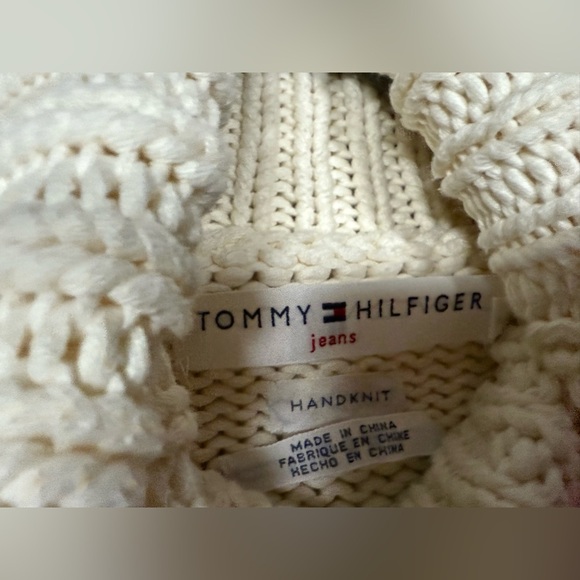 Vintage Tommy Hilfiger Ivory Graphic Chunky Knit Turtleneck Medium - Picture 4 of 9